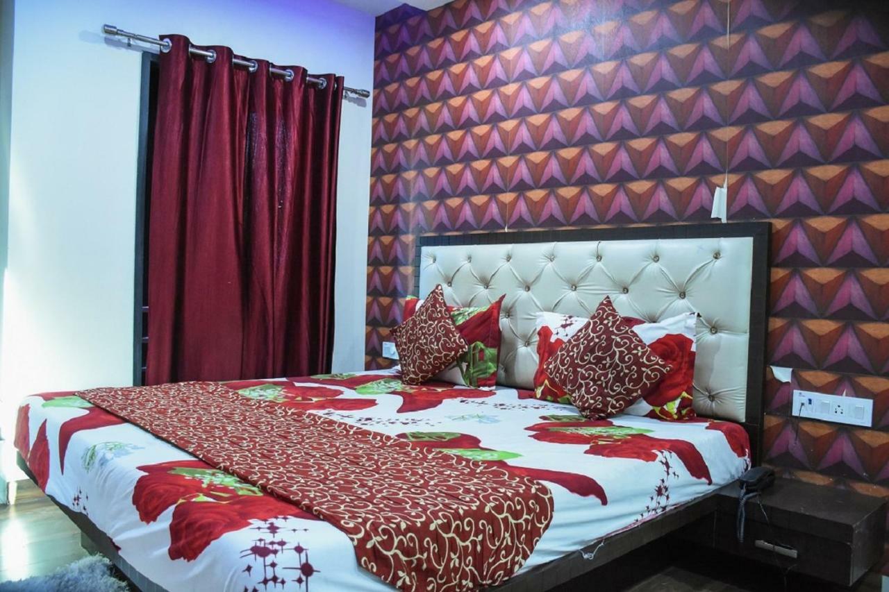 Hotel Dilip インドール エクステリア 写真